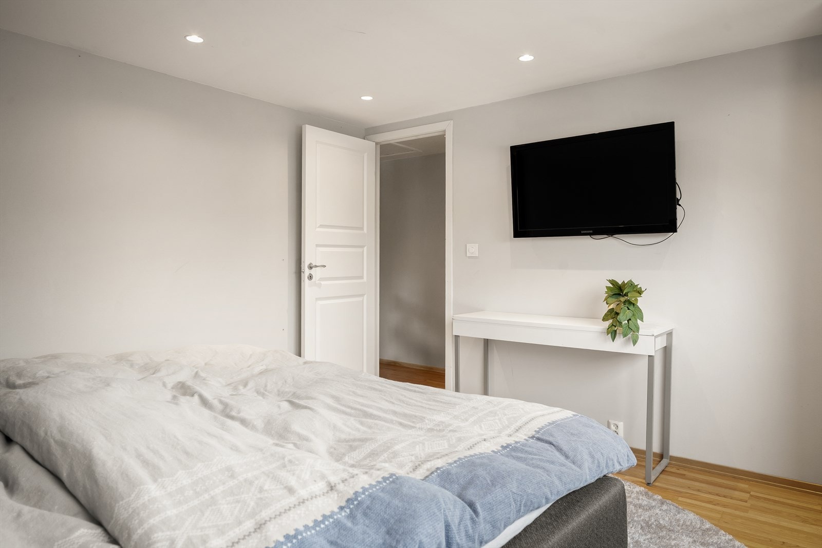 Boligen har 4 soverom og 2 bad Galleribilde