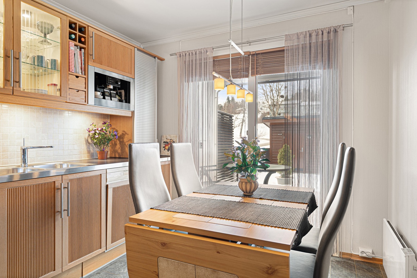 Plass til spisebord. Galleribilde