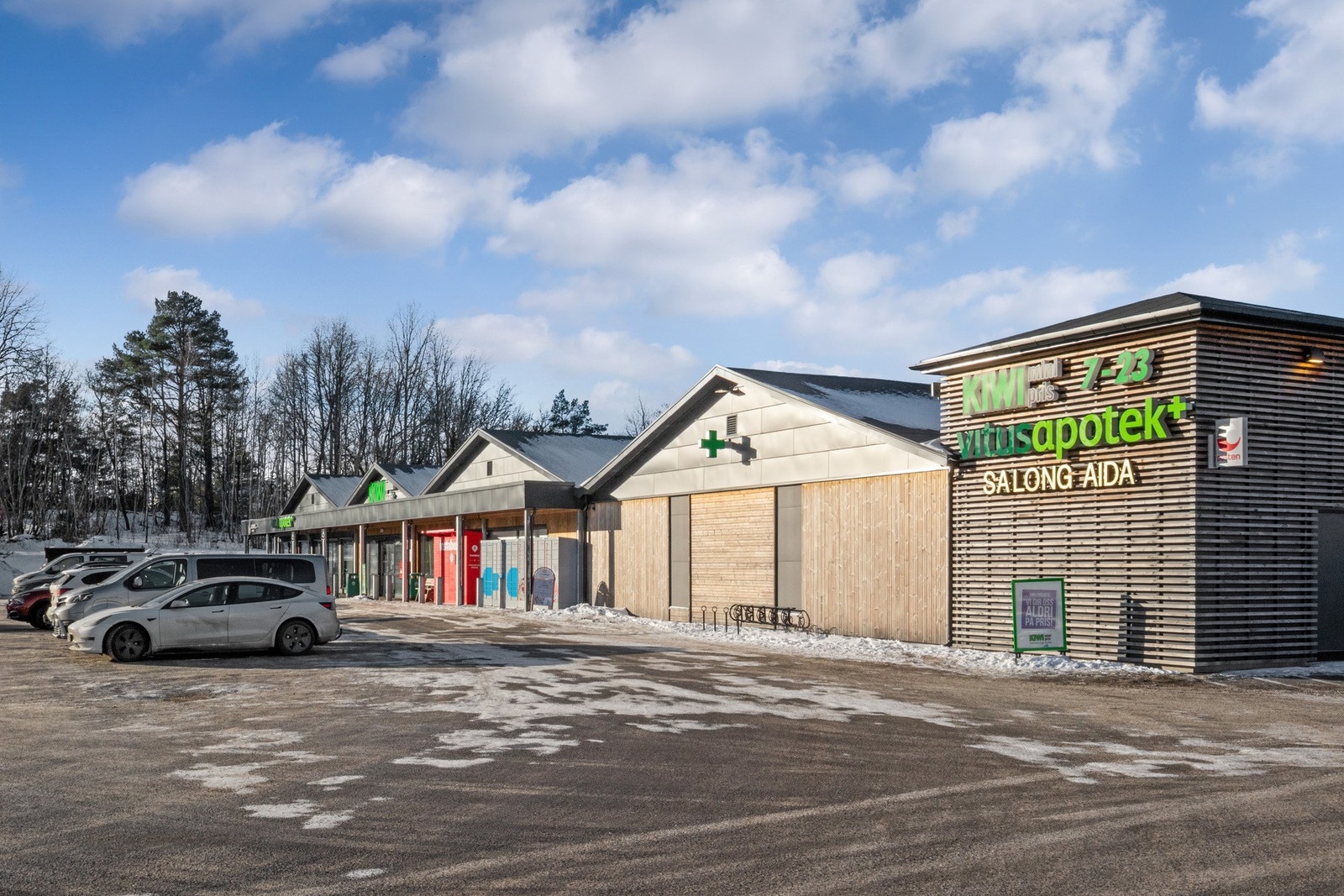 Kort gange til bl.a. dagligvare og apotek Galleribilde