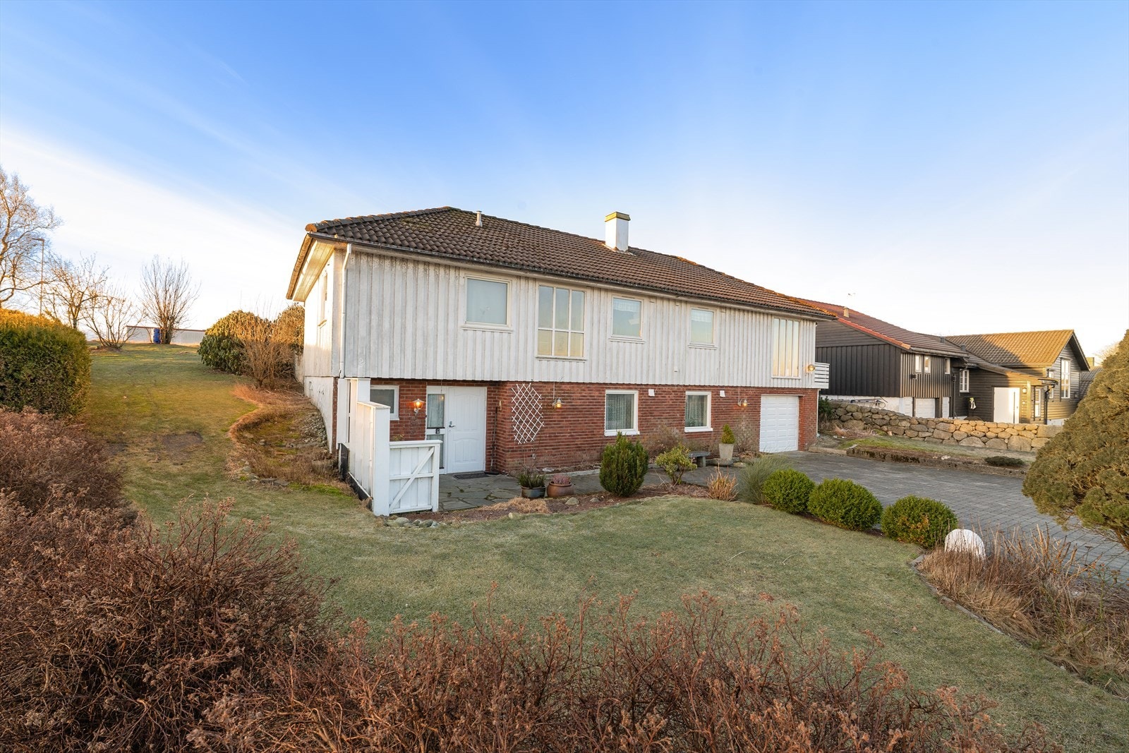 Like i nærheten er en flott lekeplass og grøntområde. Galleribilde