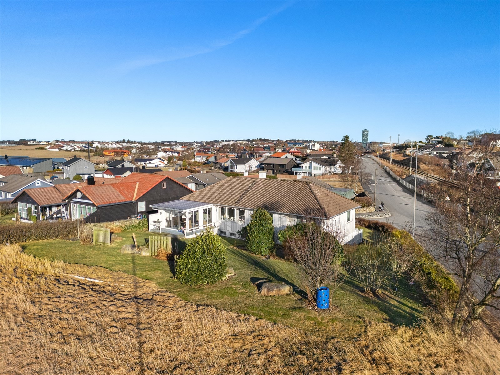 Velkommen til Svertingstadvegen 2, Bryne. Enebolig presenteres av Kristine Ree Espedal i EiendomsMegler 1 Jærmegleren. Foto: Asle Haukland. Galleribilde