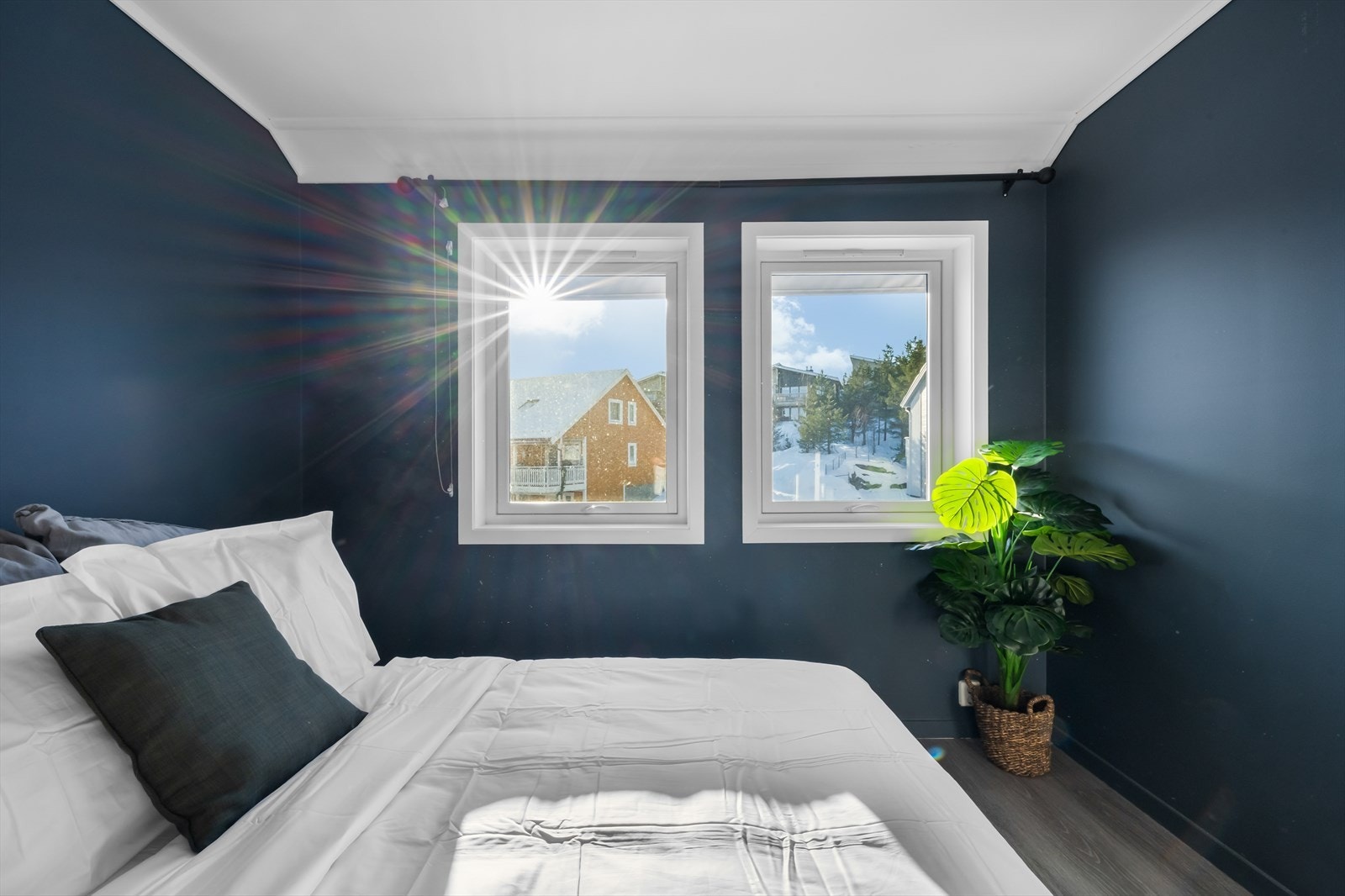 Beliggenheten på enden gir deg større soverom og friområde utenfor Galleribilde