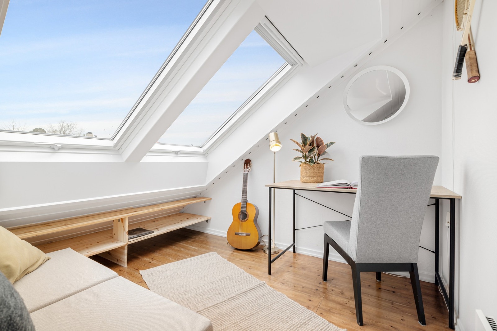 Godt utnyttet hems med gulvareal på 10 m² (ikke godkjent). Galleribilde