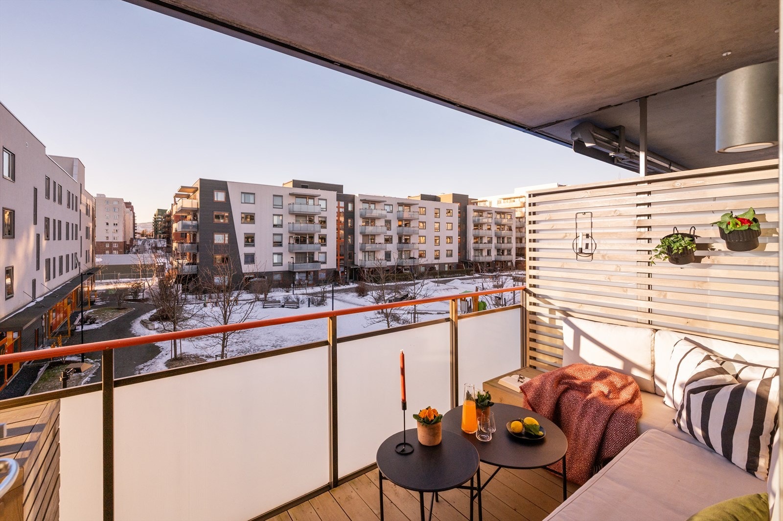 Her nytes gode solforhold. Galleribilde