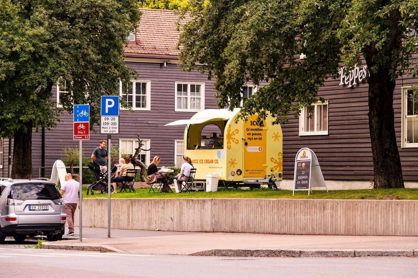 Løren Park. Galleribilde