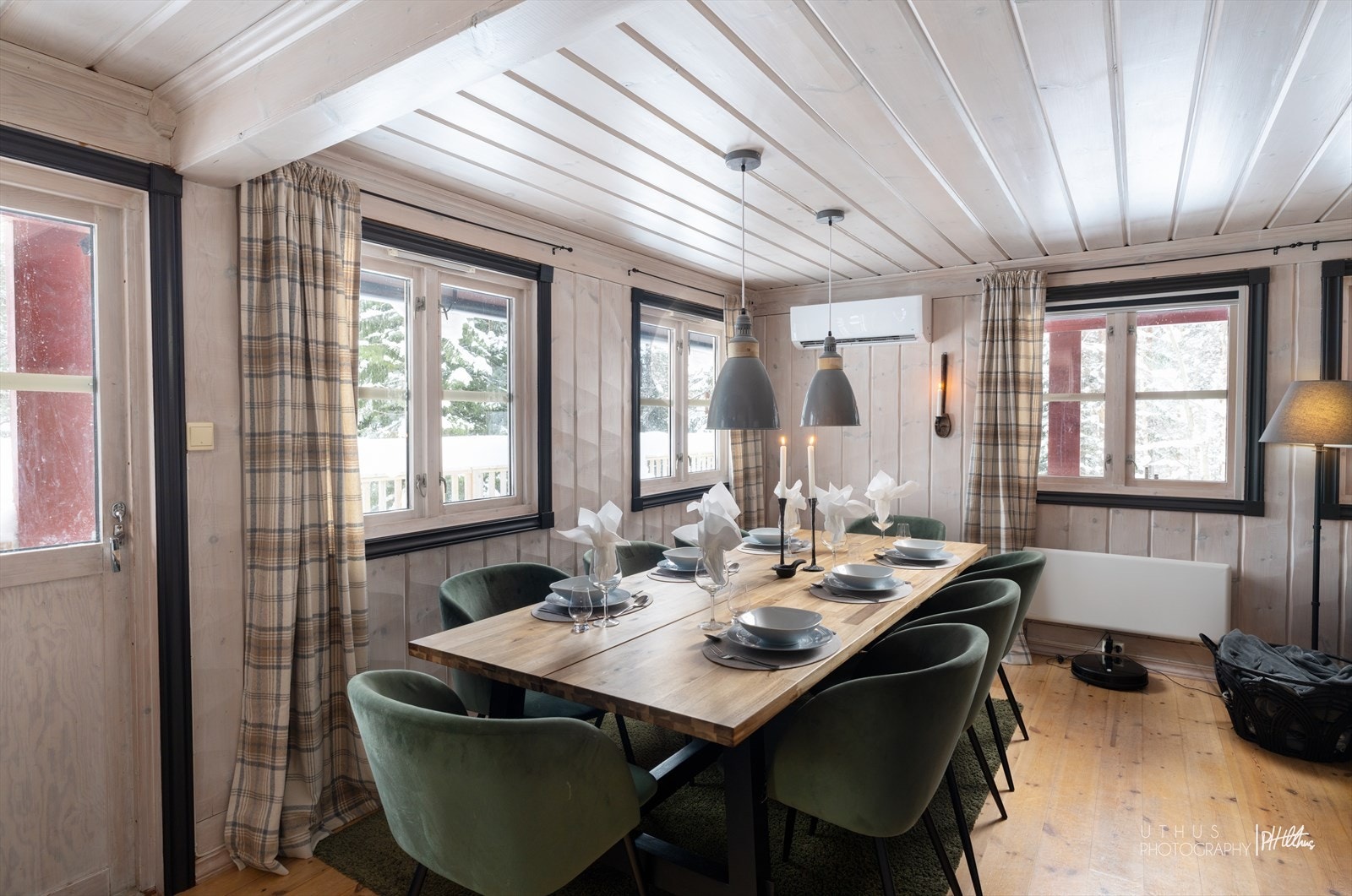 Det er god plass til stort spisebord. Galleribilde