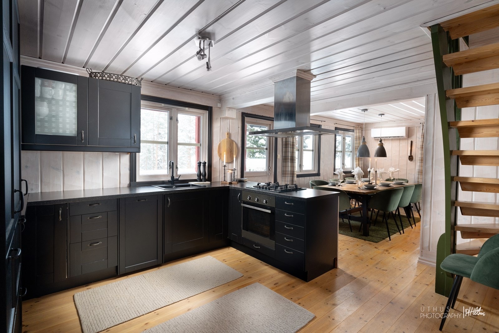 Kjøkkenventilatoren har avtrekk ut. Galleribilde