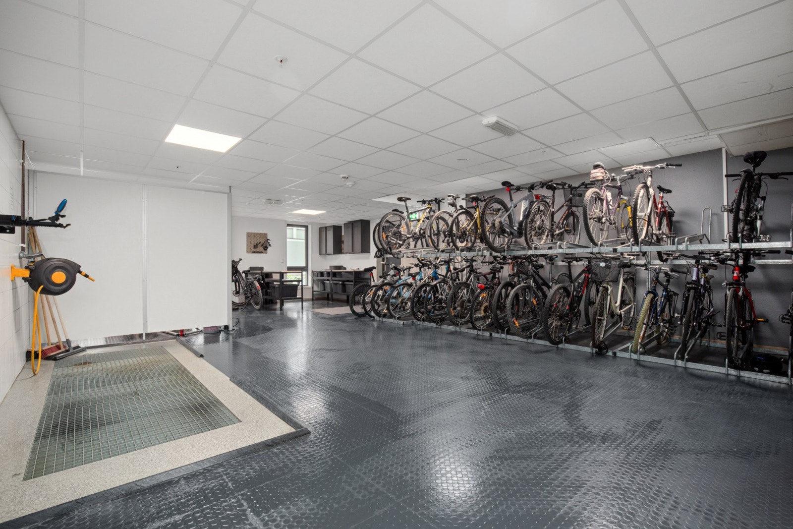 Felles sykkelbod. Galleribilde