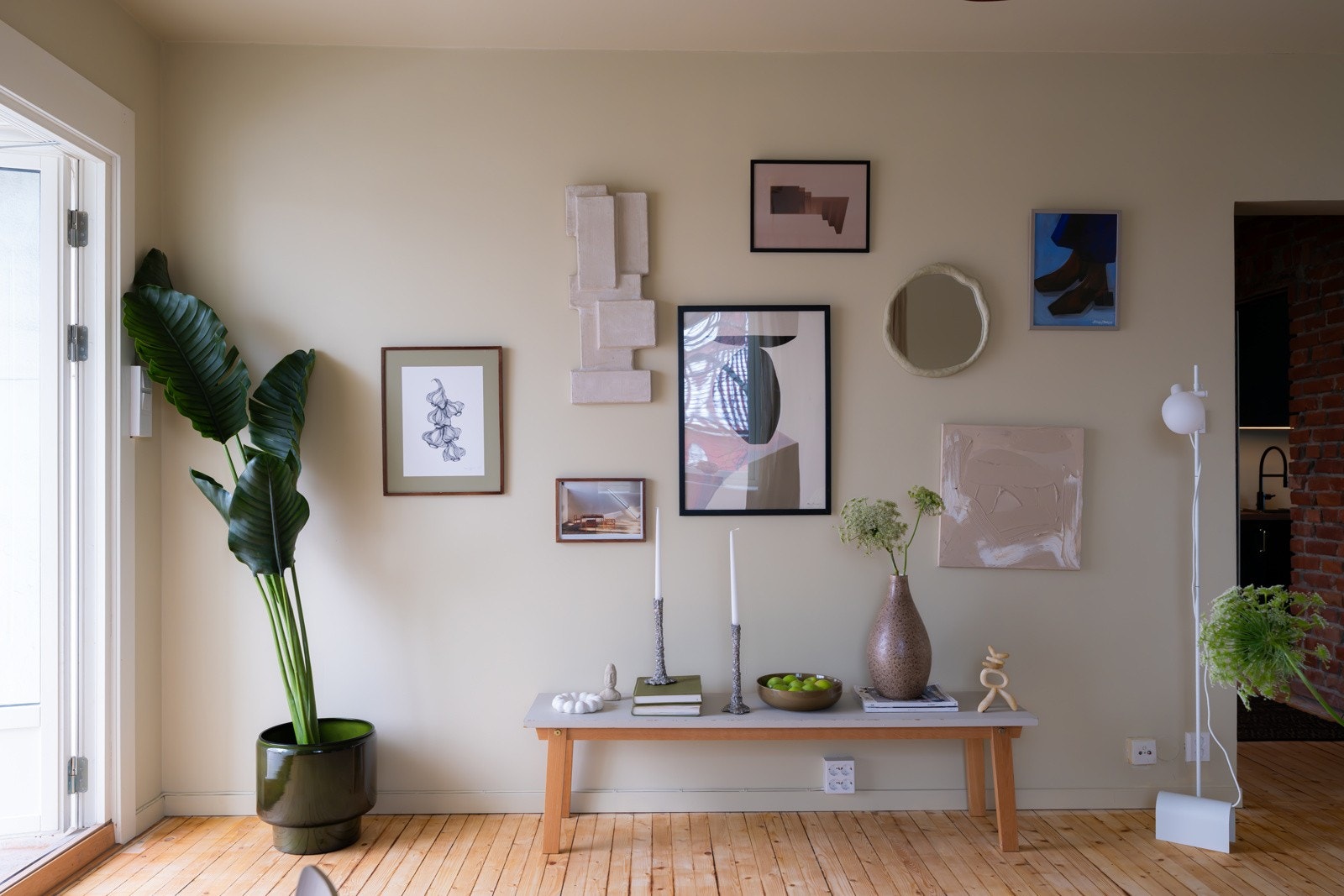 Velkommen til visning søndag 22/2 kl.13.30-14.30 og mandag 23/2 kl.16.30-17.15. Galleribilde