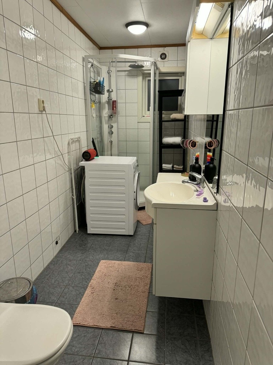 Felles bad Galleribilde