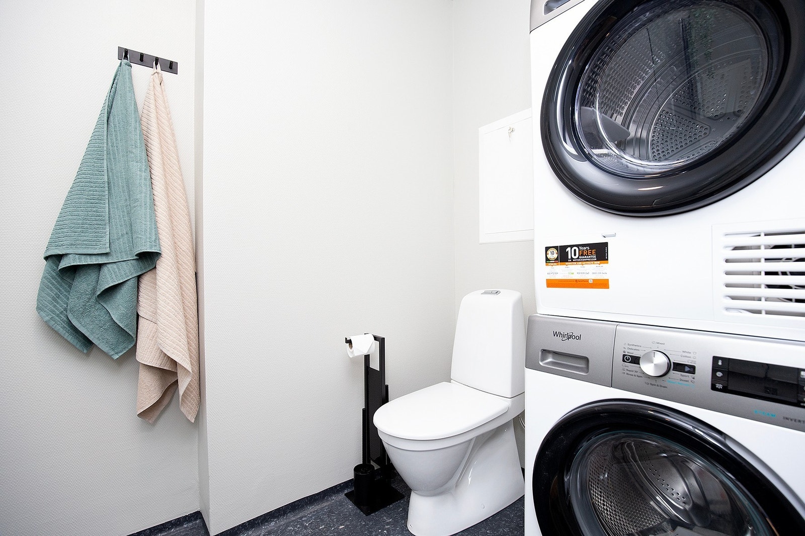Vaskemaskin og tørketrommel følger med Galleribilde