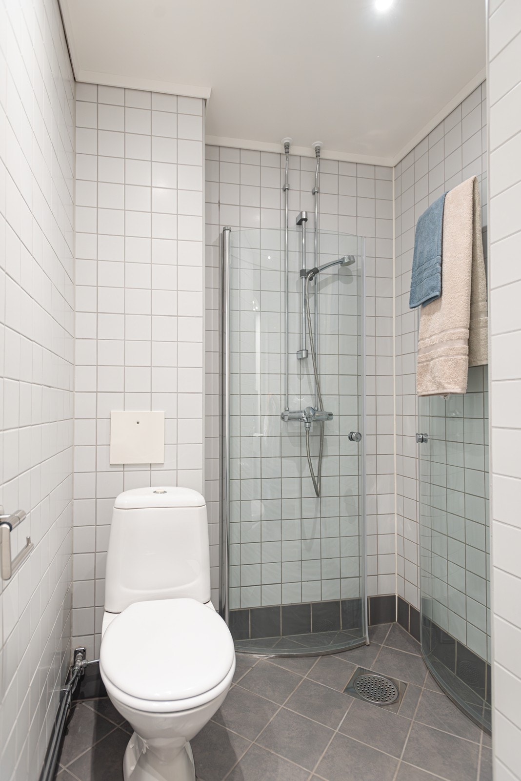 Gulvfliser og varmekabler fra 2023. Galleribilde