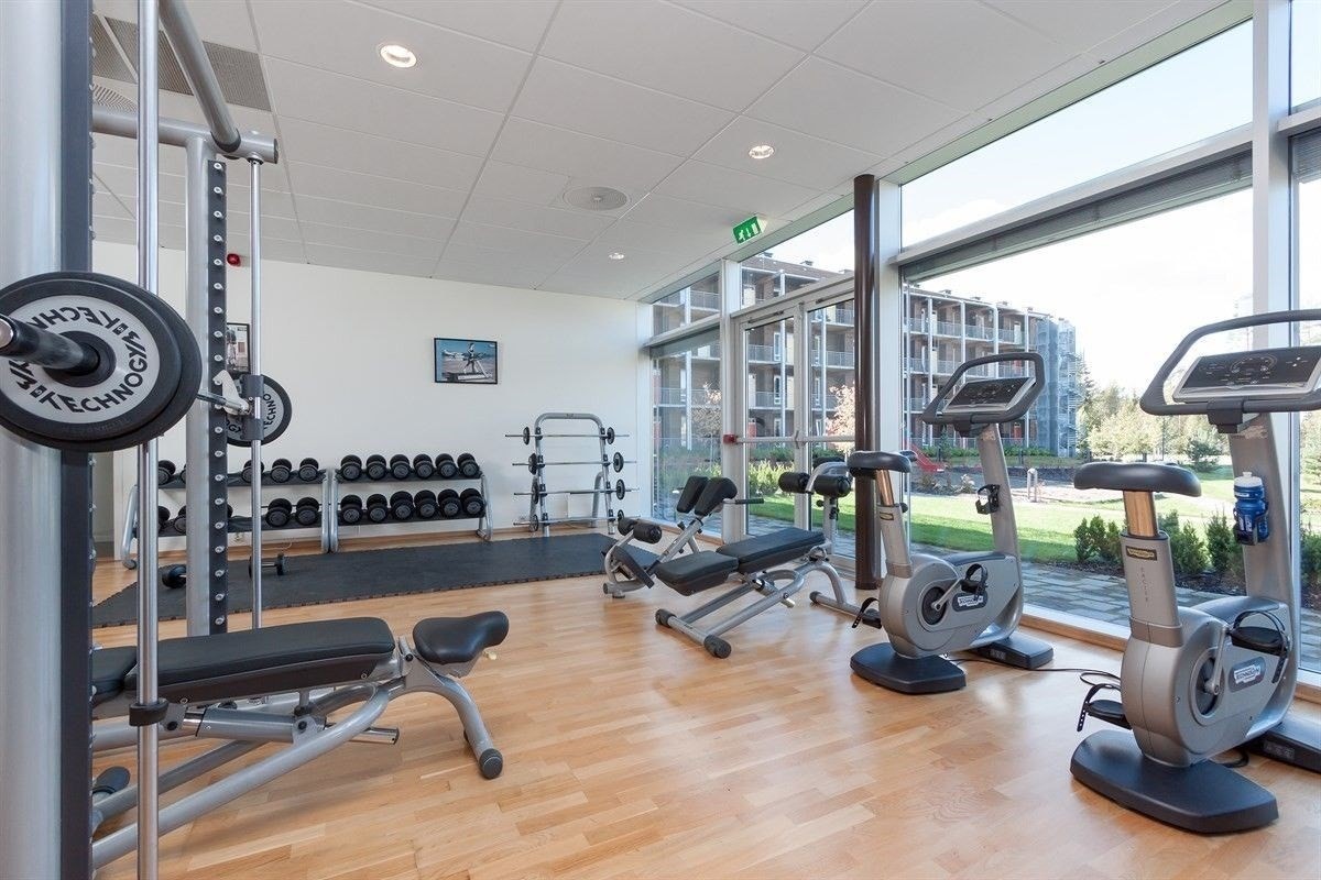 Trimrommet er romslig og innehar en god del treningsapparater m.m. Galleribilde