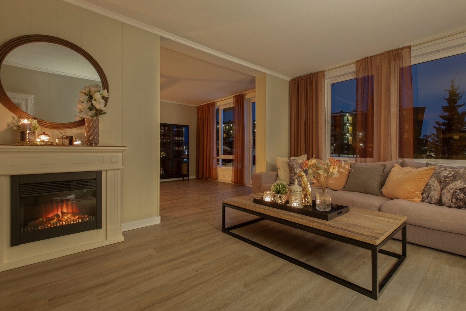 Kveldsstemning. Galleribilde