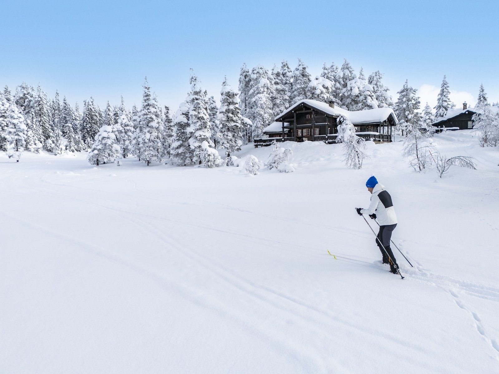 Skiløypene passerer rett nedenfor hytta Galleribilde