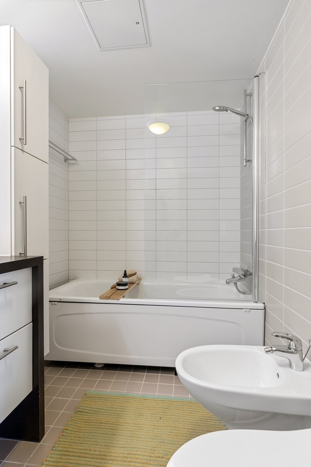 Ensuite bad med direkte adkomst fra hovedsoverommet. Galleribilde