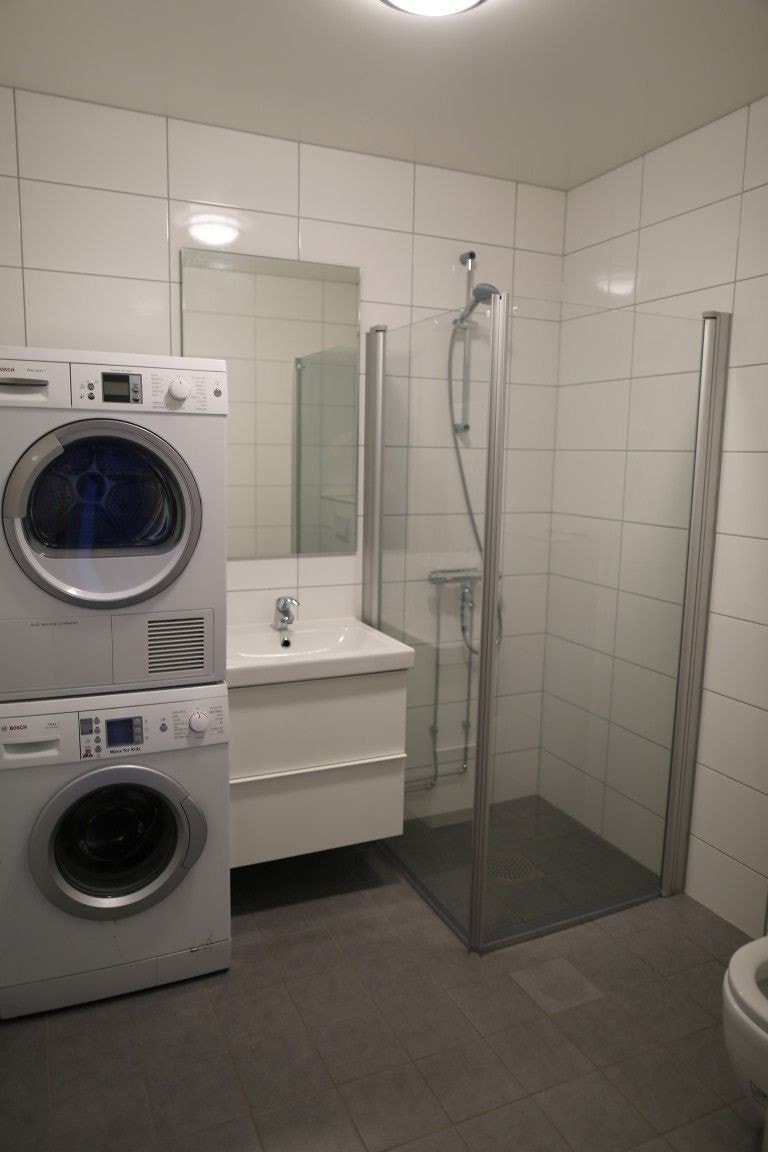 Lyst og praktisk bad Galleribilde