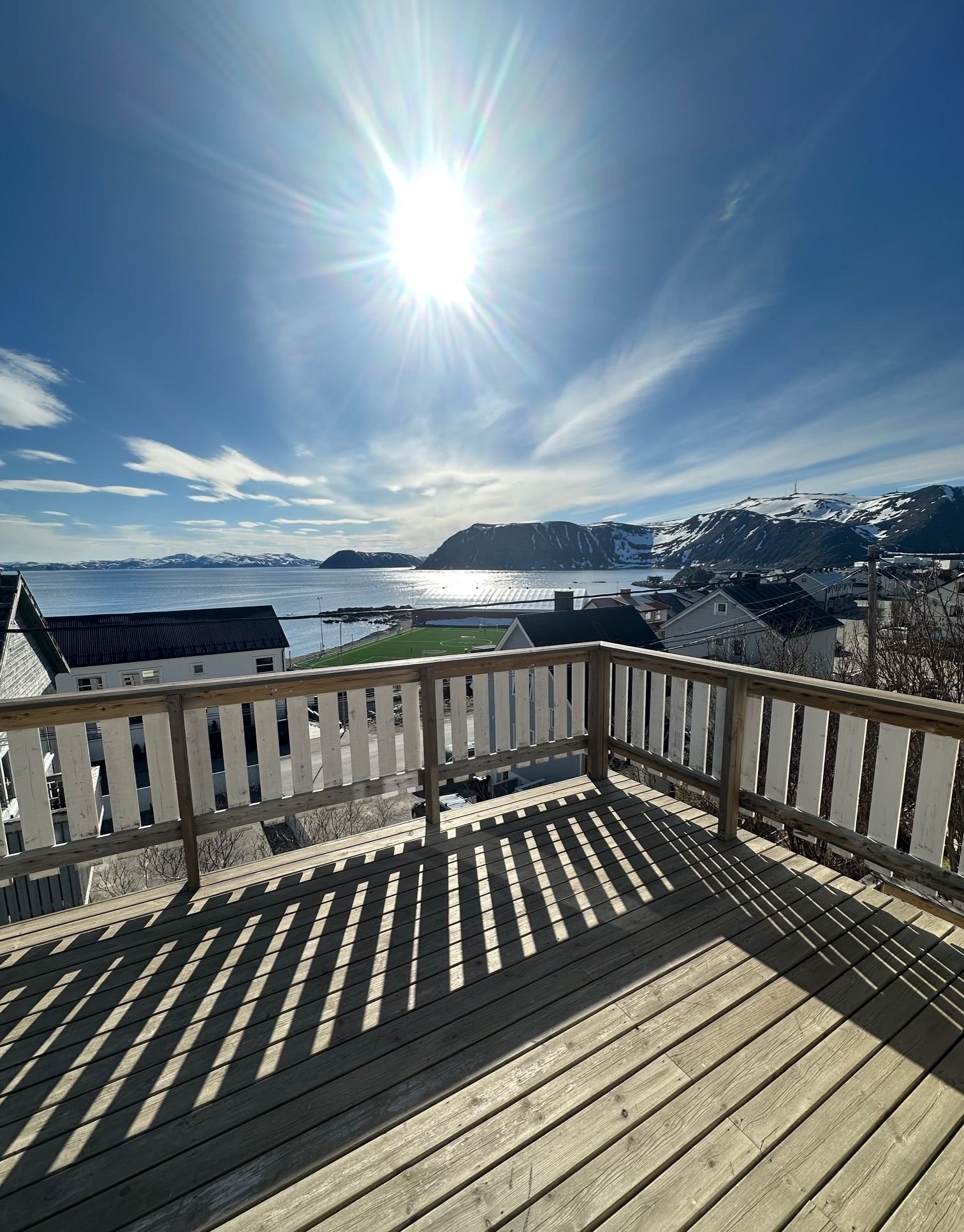 Fantastisk utsikt fra terrassen i 2.etg Galleribilde