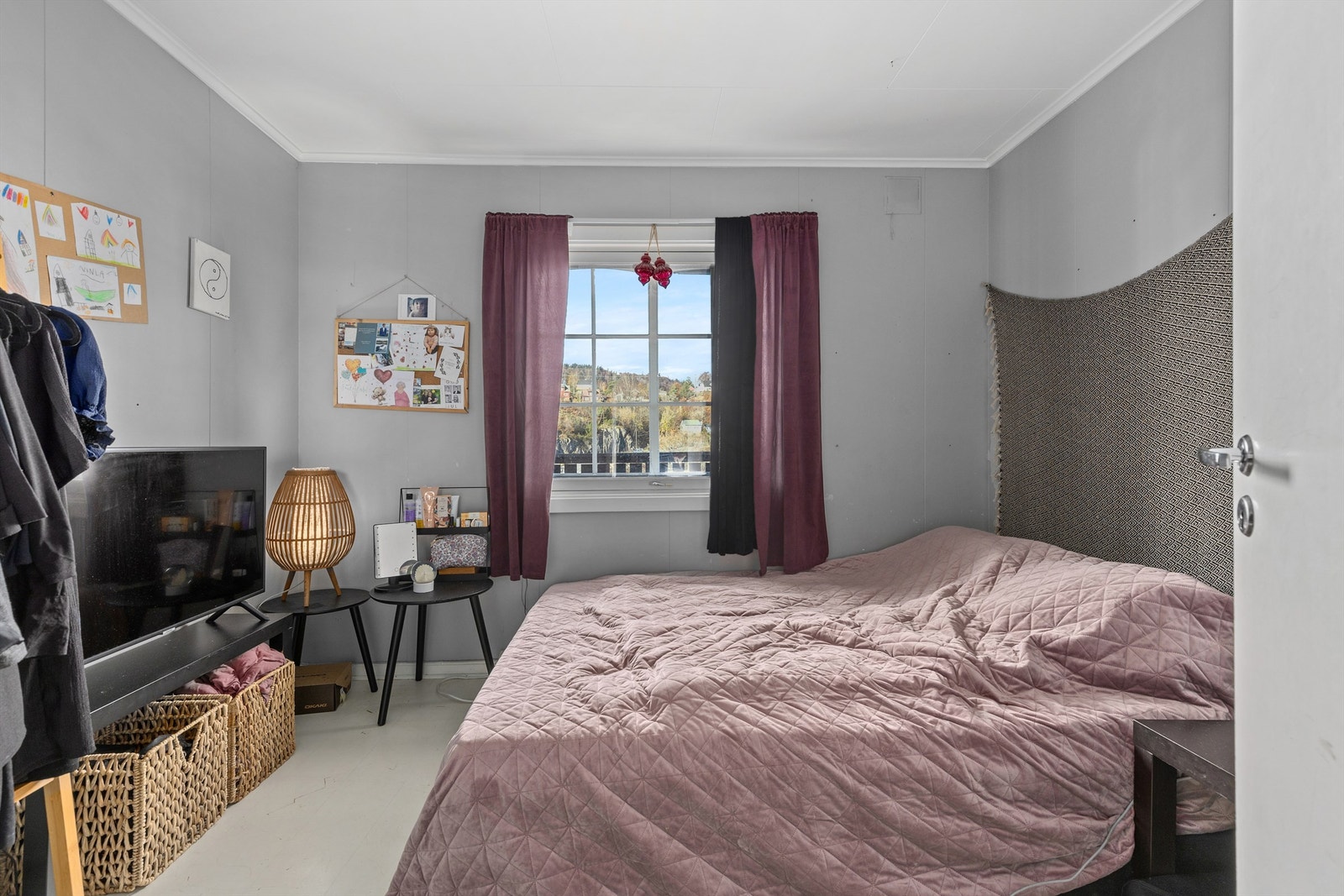 Soverom i hovedetasjen. Galleribilde