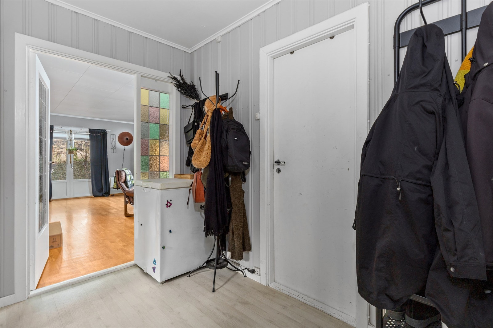 Mellomgang. Galleribilde