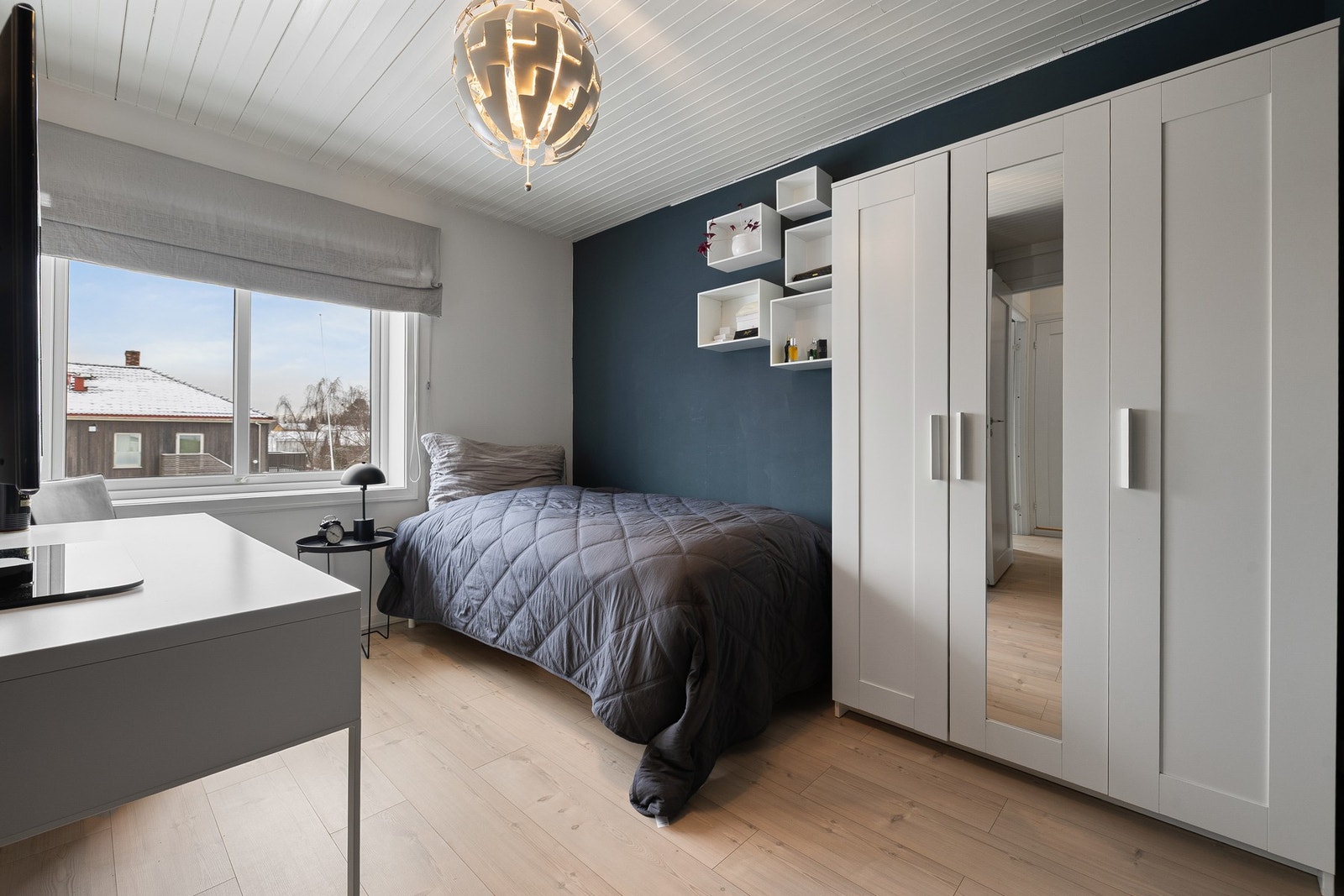 2. etasje - soverom 2.
Soverom på 10 kvm. Galleribilde