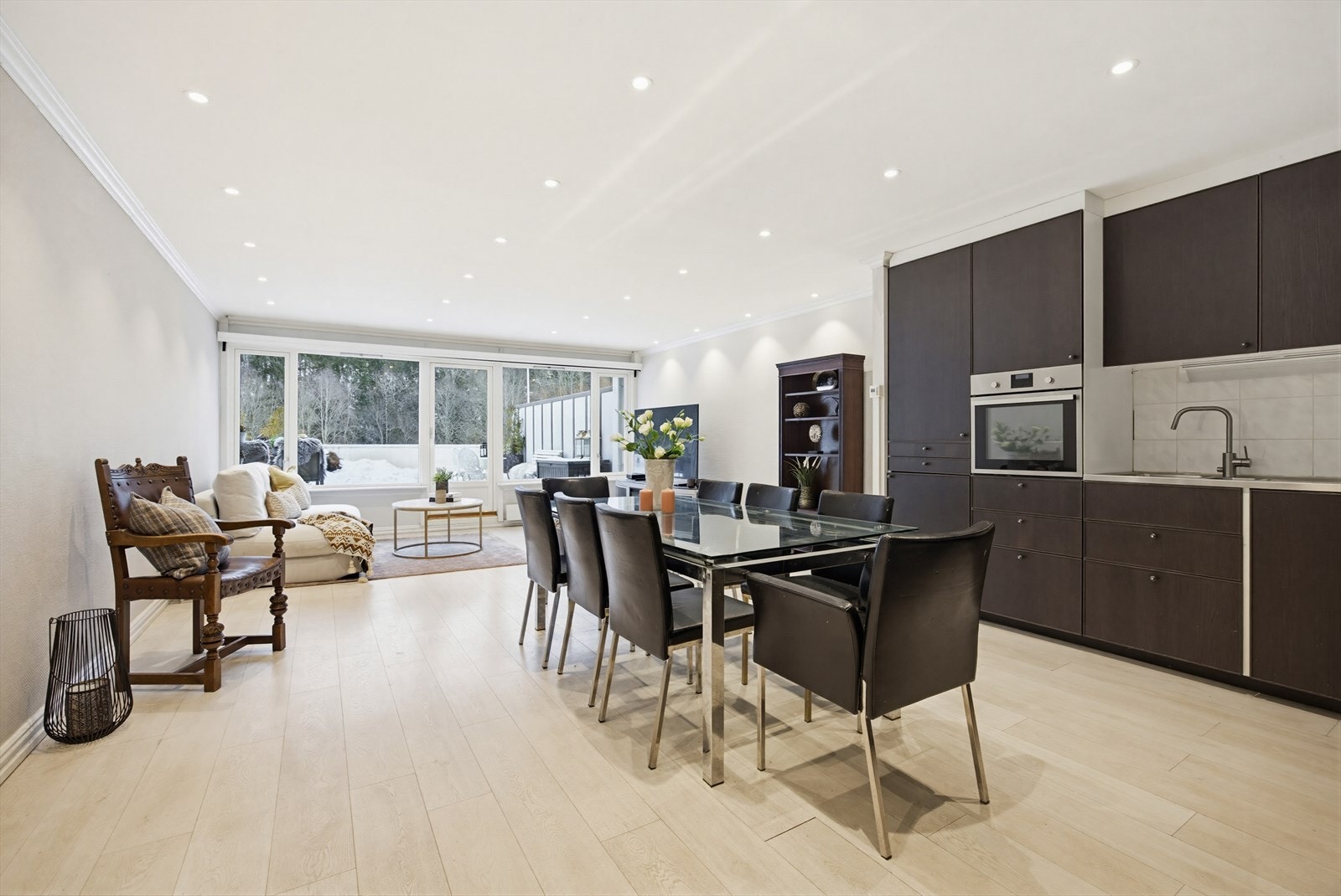 Her bor man godt i et rolig og naturskjønt område Galleribilde