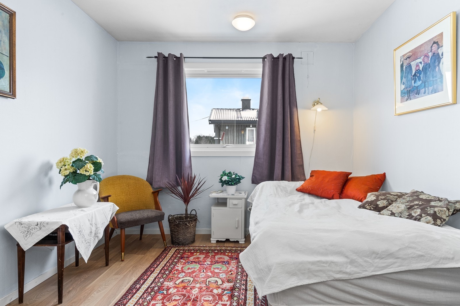 Underetasjen består av 2 soverom. Galleribilde