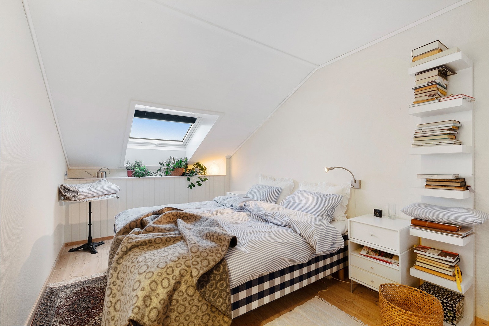 Soverom 4 måler 10 kvm. Galleribilde