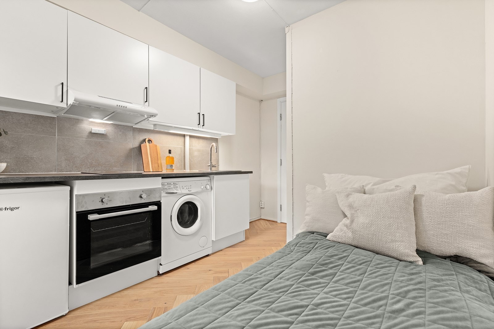 Velkommen til Enebakkveien 72 - Andel 9! Presentert av Mats V. Lomsdal v/ Nordvik avd. Frogner. Galleribilde