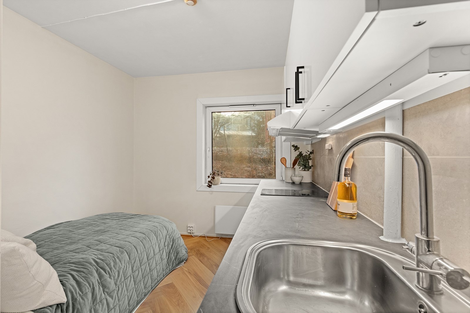 Her får du en smart planlagt bolig med sentral beliggenhet og nærhet til både kollektivtransport, servicetilbud og flotte grøntområder. Galleribilde