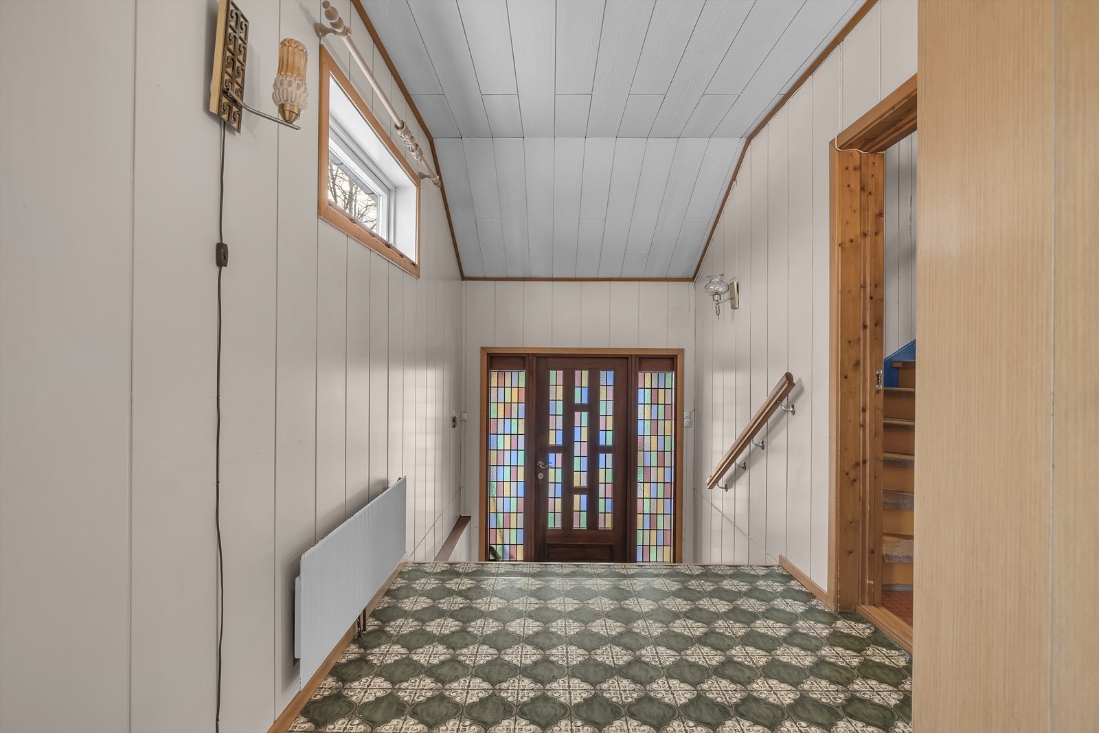 Entré med en nydelig inngangsdør Galleribilde