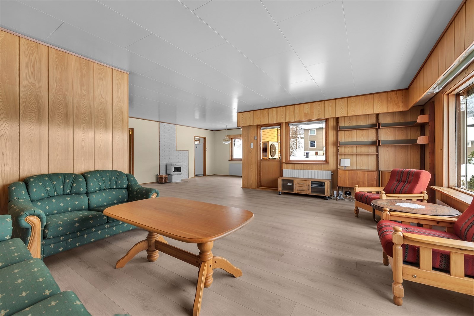 Flere soner i stuedel Galleribilde