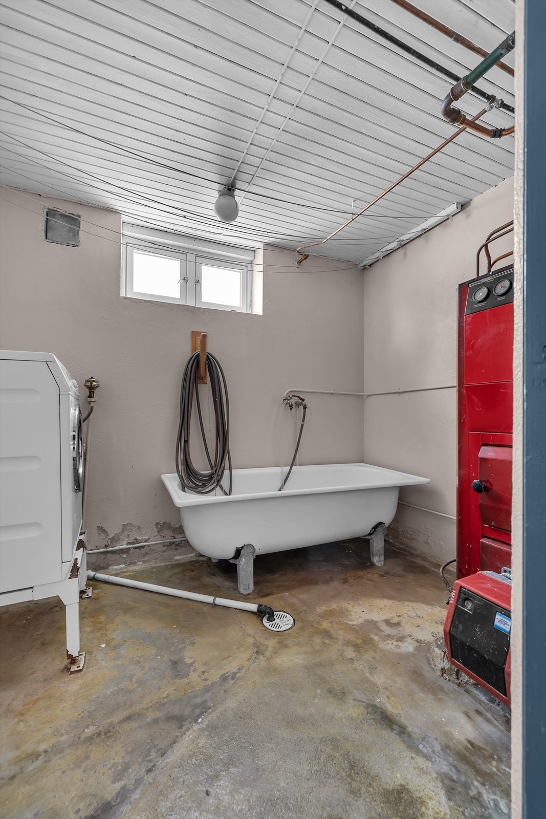 Vaskerom Galleribilde