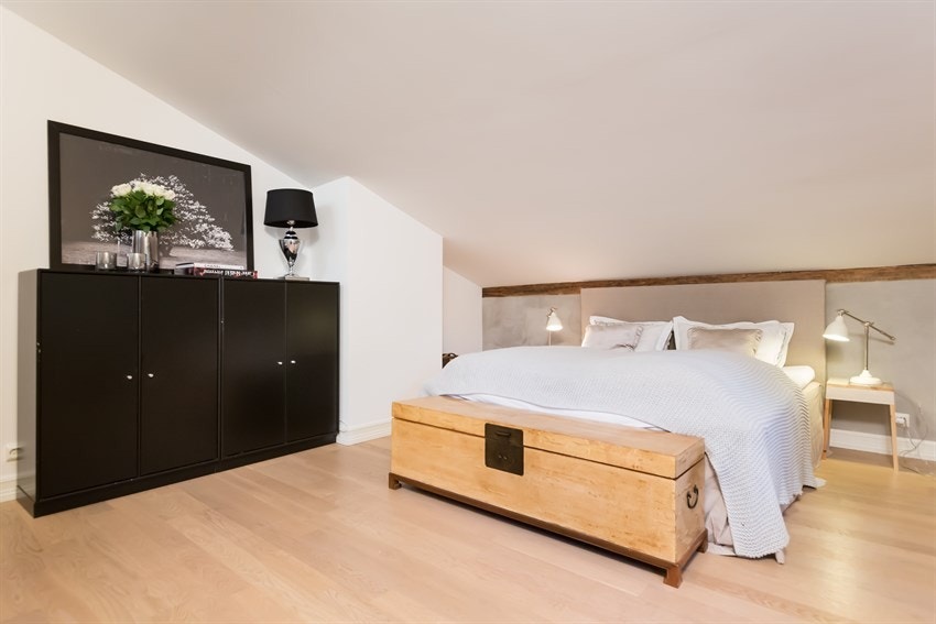 Soverom 1. Bilde av tidligere møblering. Galleribilde