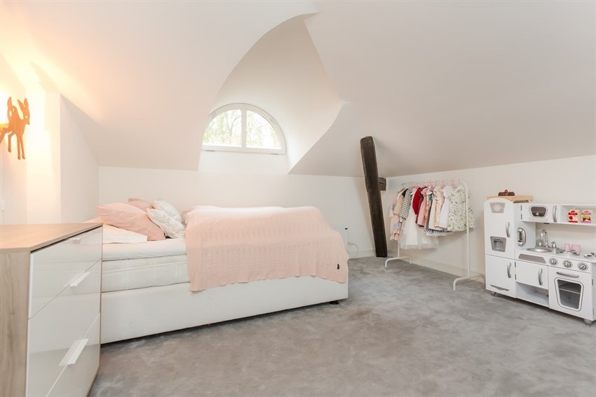 Soverom 2. Bilde av tidligere møblering. Galleribilde