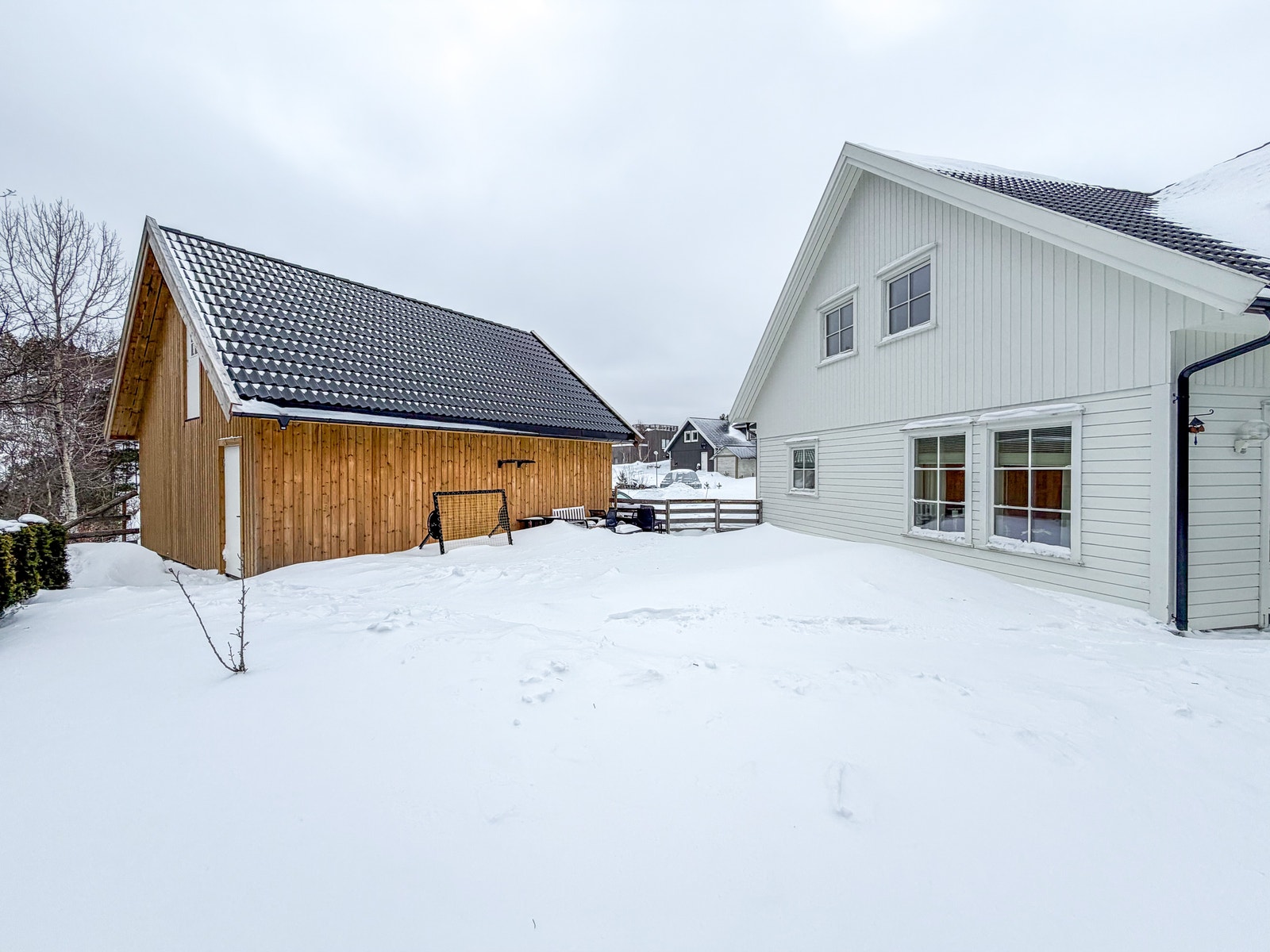 Ønsker du visning? Ta kontakt med megler via "send melding" knappen på annonsen. Galleribilde