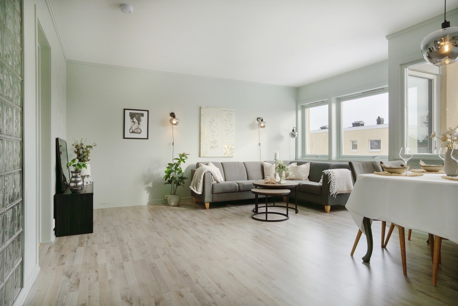 En pen leilighet med 2 soverom, oppgradert i 2017-2025. Galleribilde