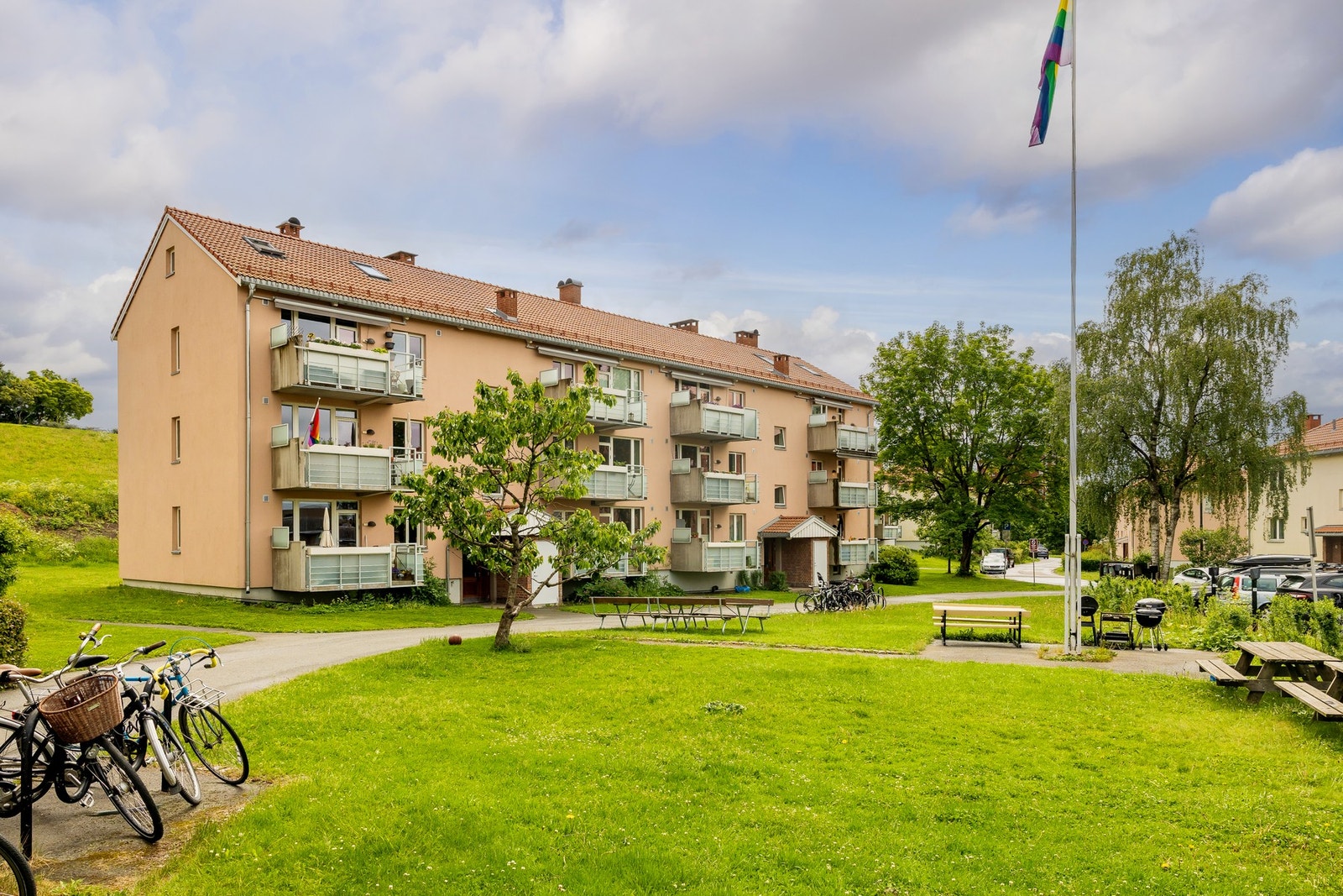 På Keyserløkka får du følelsen av at du bor i en park. Landlig idyll "midt" i byen. Galleribilde