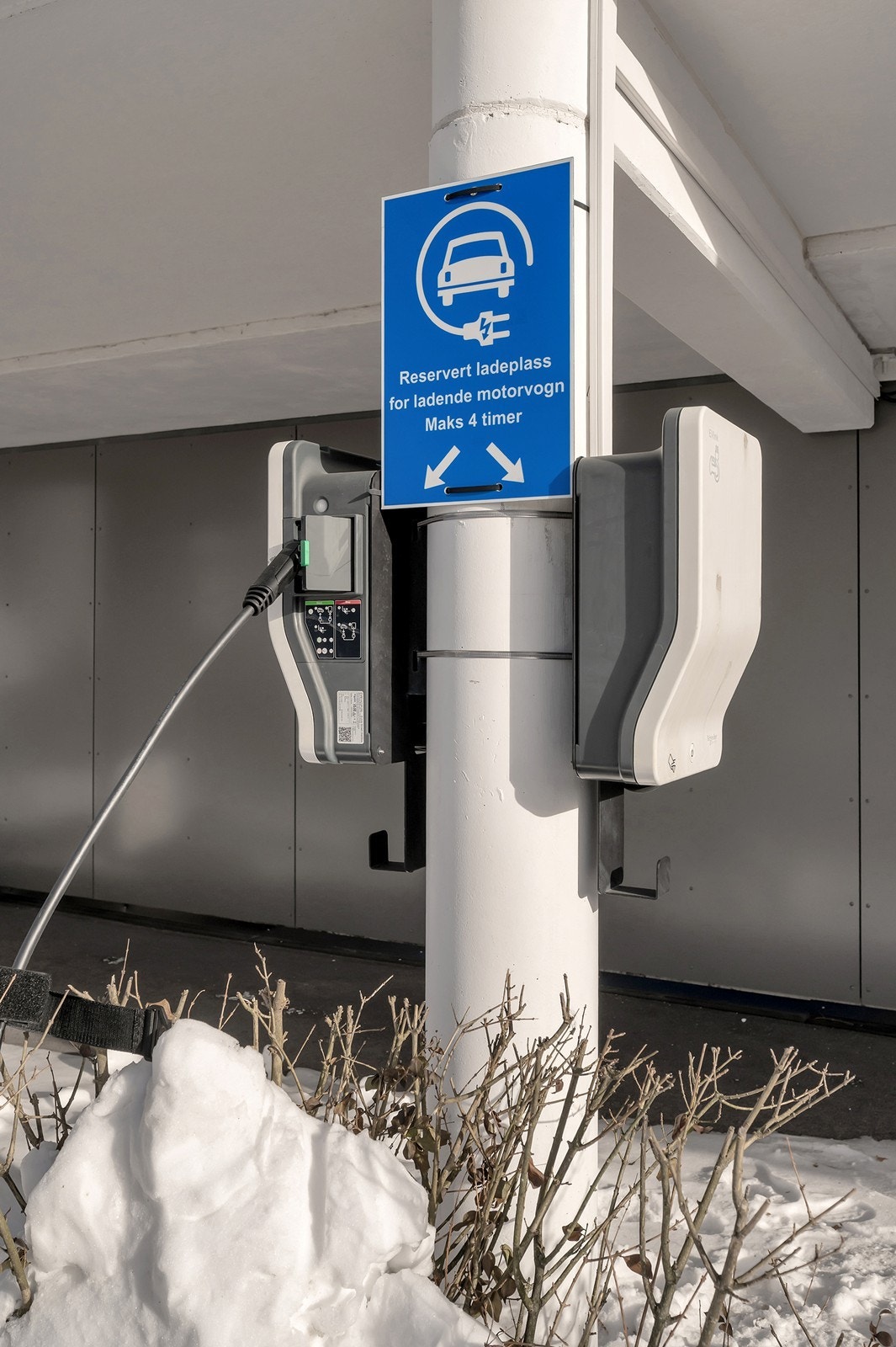 Det er lademulighet i borettslaget. Galleribilde