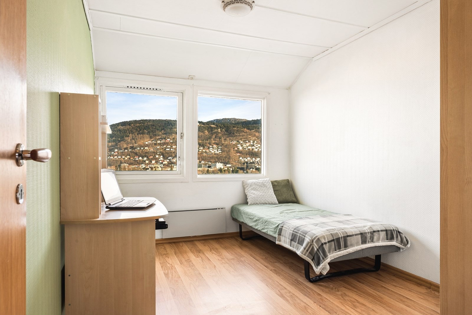 Soverommet måler 10,9 kvm. Galleribilde