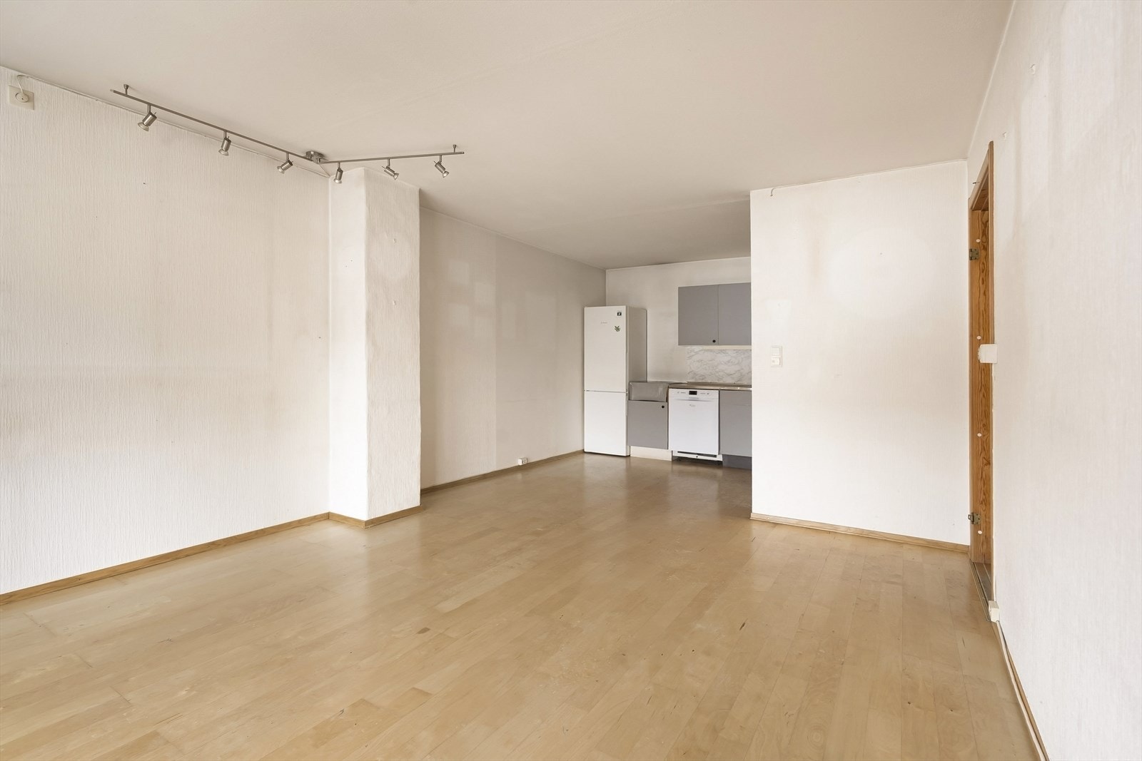 Vinduene har 2-lags isolerglass fra byggeåret 1984. Galleribilde