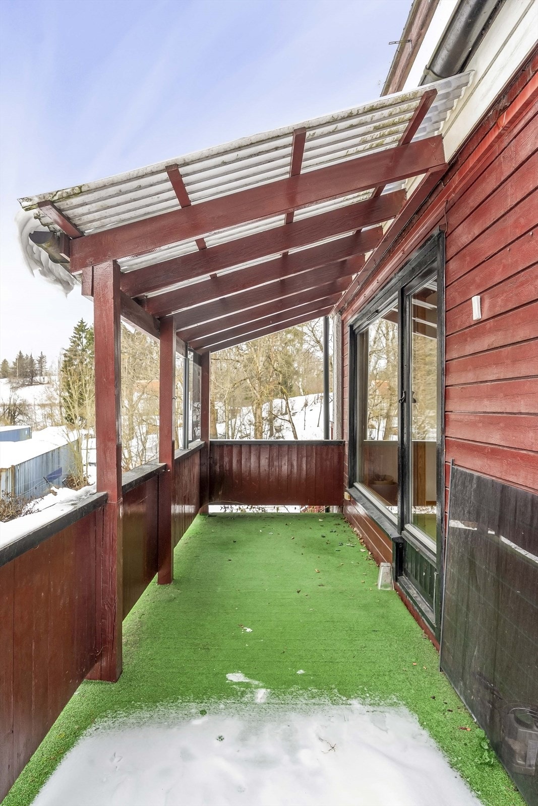 Rekkverket på balkongen har en høyde på 90 cm. Galleribilde