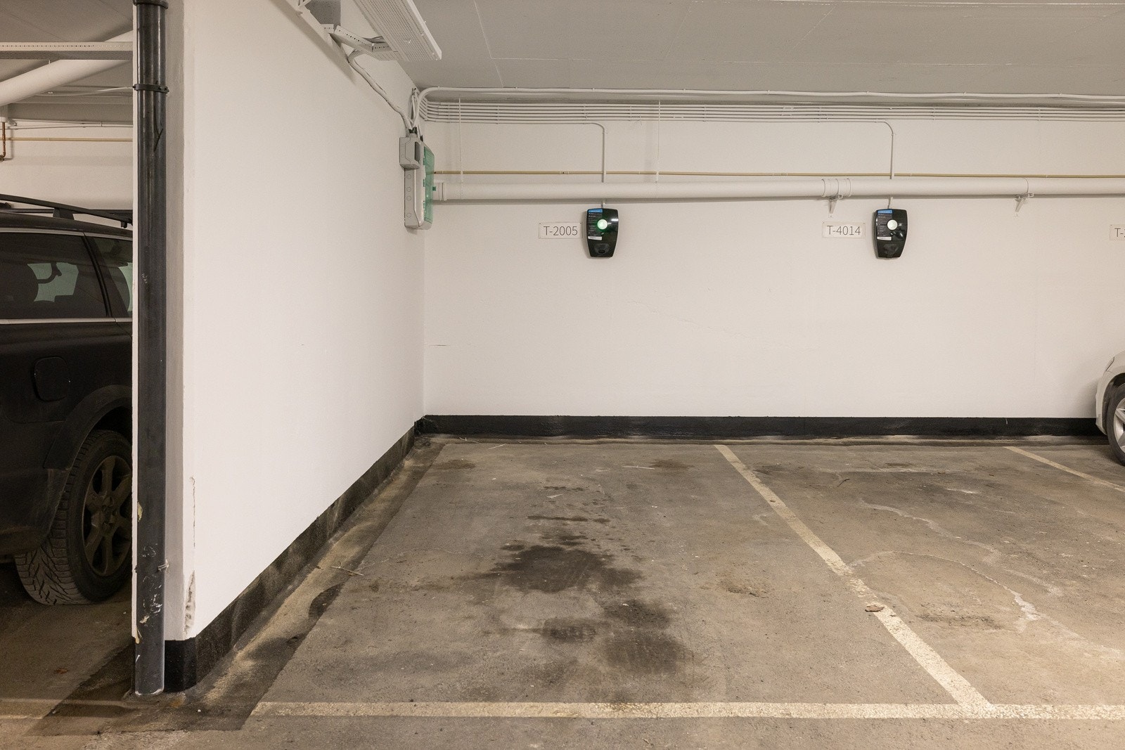 Det medfølger en egen garasjeplass med lader i garasjeanlegget til Stolmakergata borettslag. Galleribilde