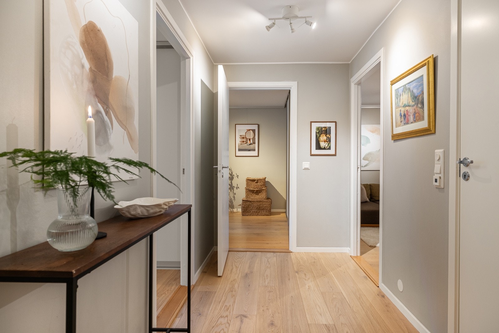 Det er også gode muligheter for å etablere ulike oppbevaringsløsninger etter behov. Galleribilde