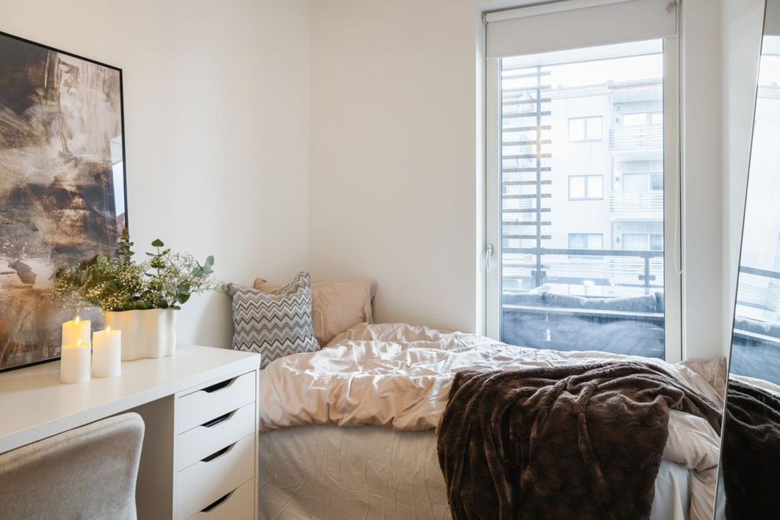 Soverommene utgjør hhv. ca. 9,5 og 8 kvm. Galleribilde