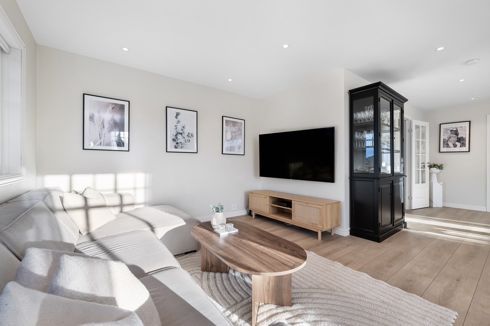 Her er det fint plass for stor sittegruppe med plass for familien. Galleribilde