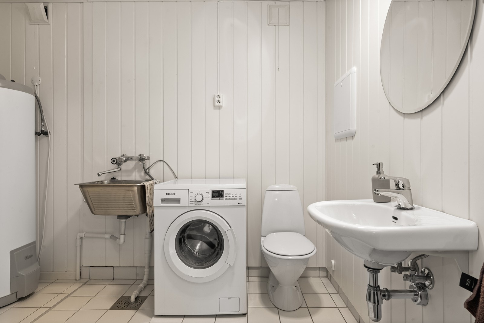 Vaskerom Galleribilde