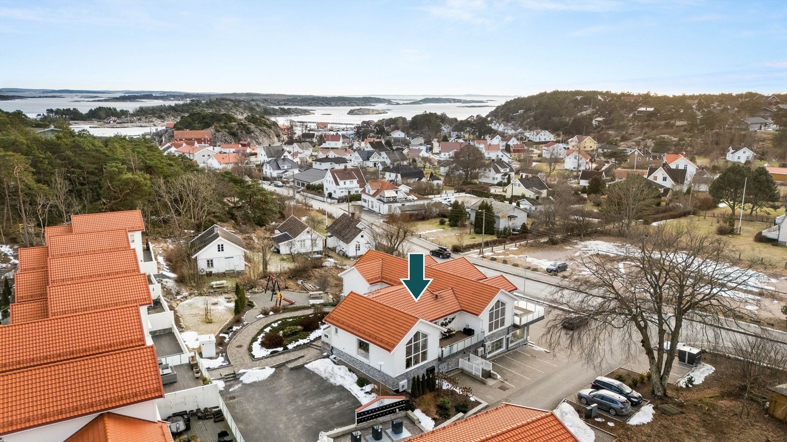 Attraktiv beliggenhet på Skjærhalden - her får du fantastiske solforhold og nærhet til sjøen. Galleribilde