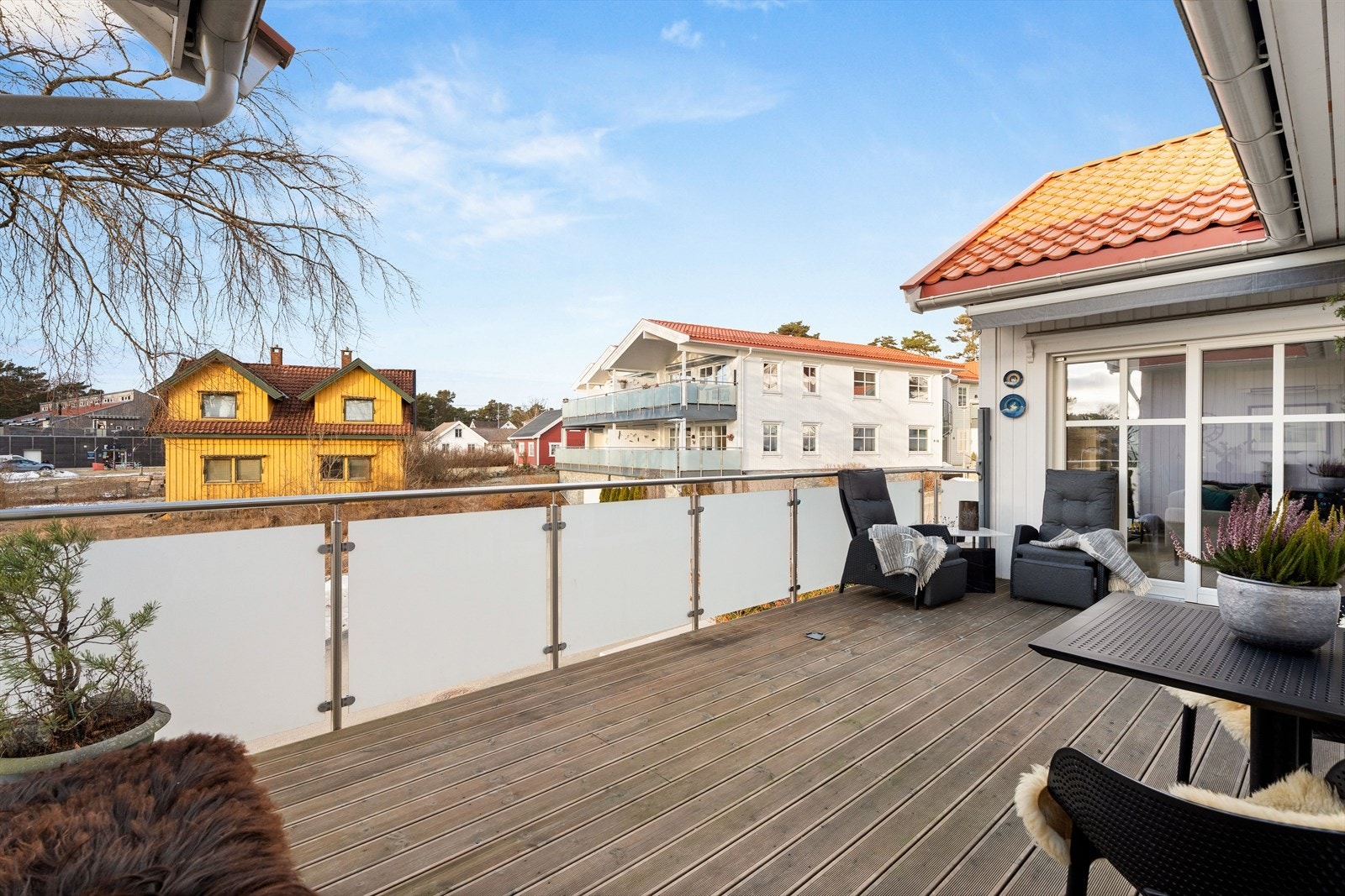 Her kan man nyte ettermiddagsolen. Galleribilde