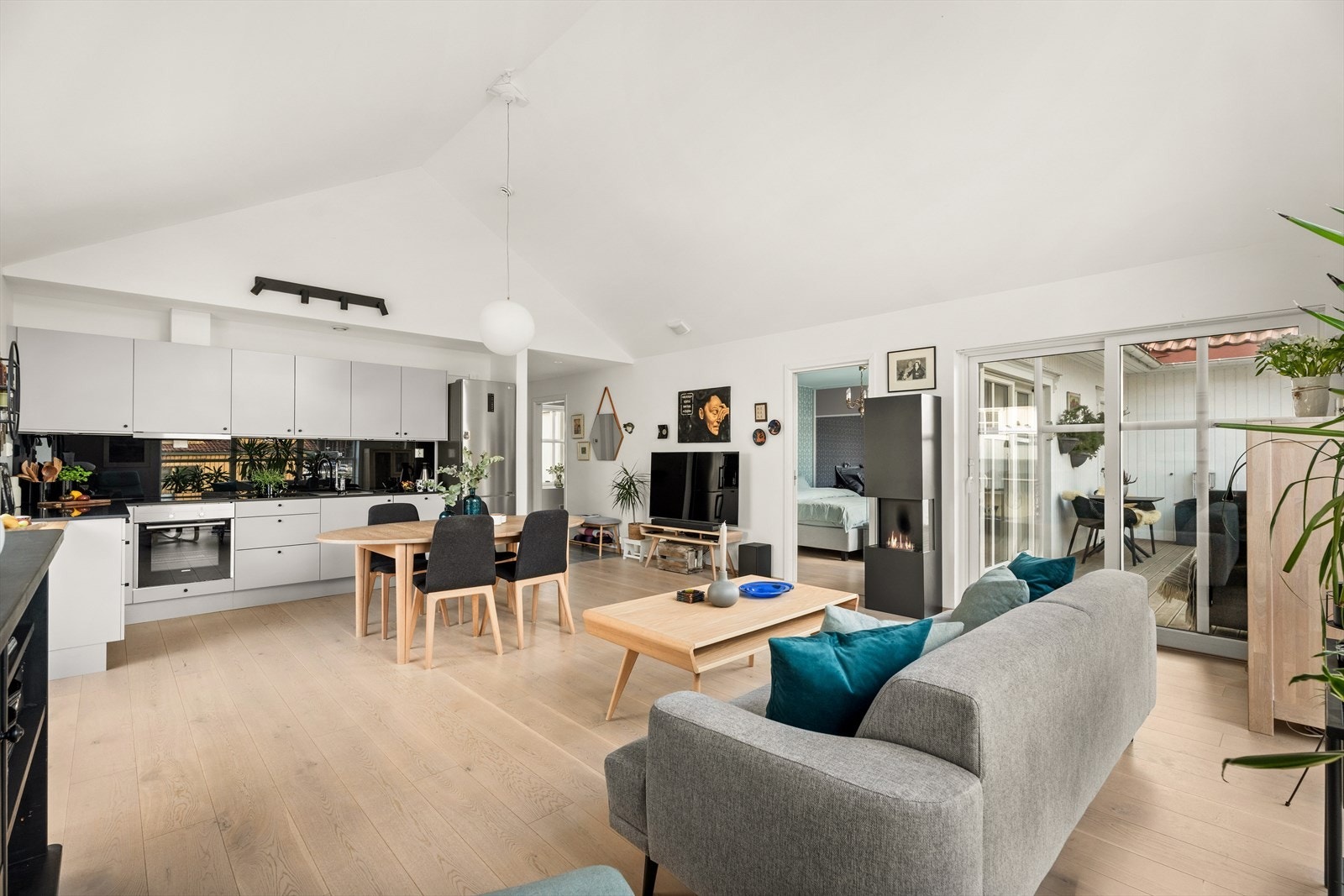 Tidsriktige farger og materialvalg. Galleribilde